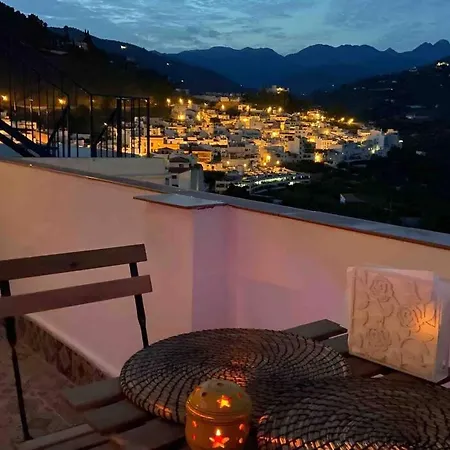 Casa Zalia, Estilo, Sol Y Tranquilidad En *